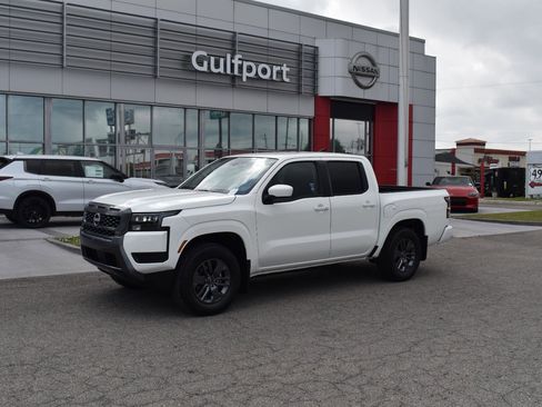 New 2026 Nissan Frontier SV w/ SV Convenience Package image 2