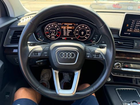 Used 2018 Audi Q5 2.0T Premium Plus w/ Premium Plus Package AWD/4WD image 34