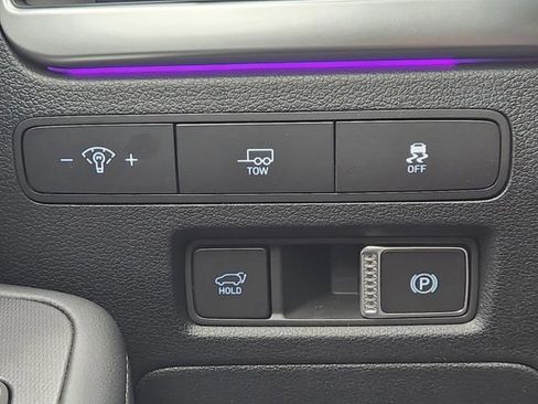 Used 2025 Hyundai Palisade Calligraphy image 16