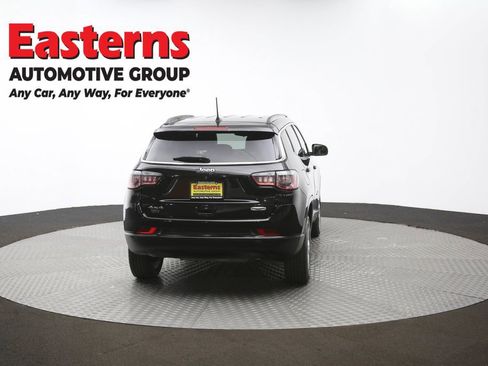 Used 2019 Jeep Compass Latitude w/ Cold Weather Group image 37
