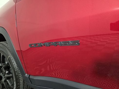 New 2026 Jeep Compass Latitude image 10