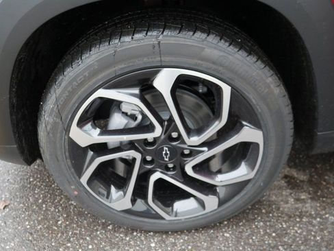 New 2026 Chevrolet Trax RS w/ Driver Confidence Package image 31