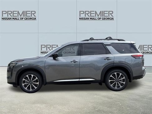 New 2026 Nissan Pathfinder Platinum FWD image 22