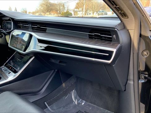 Used 2021 Audi A7 e Prestige w/ Prestige Package image 18