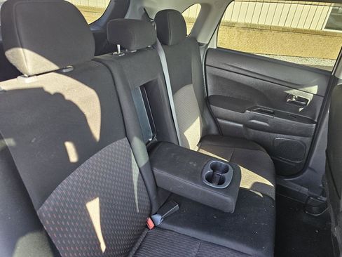 Used 2019 Mitsubishi Outlander Sport ES image 19
