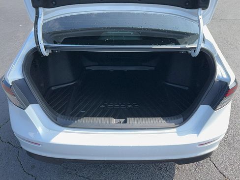 Used 2024 Honda Accord EX image 27