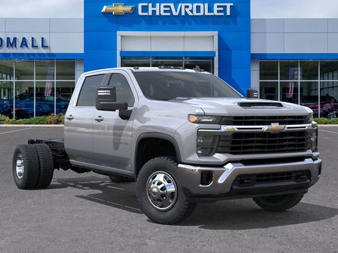 New 2025 Chevrolet Silverado 3500 LT w/ Convenience Package image 26