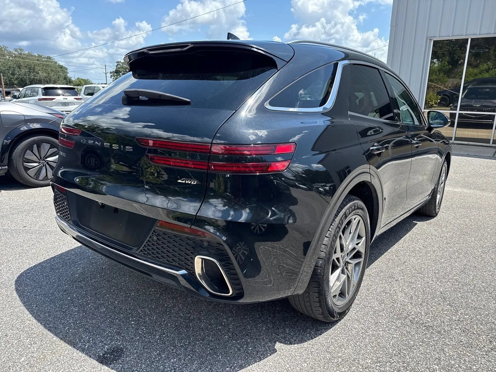 Used 2025 Genesis GV70 2.5T AWD/4WD image 7