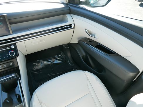 Used 2025 Hyundai Tucson Limited image 11