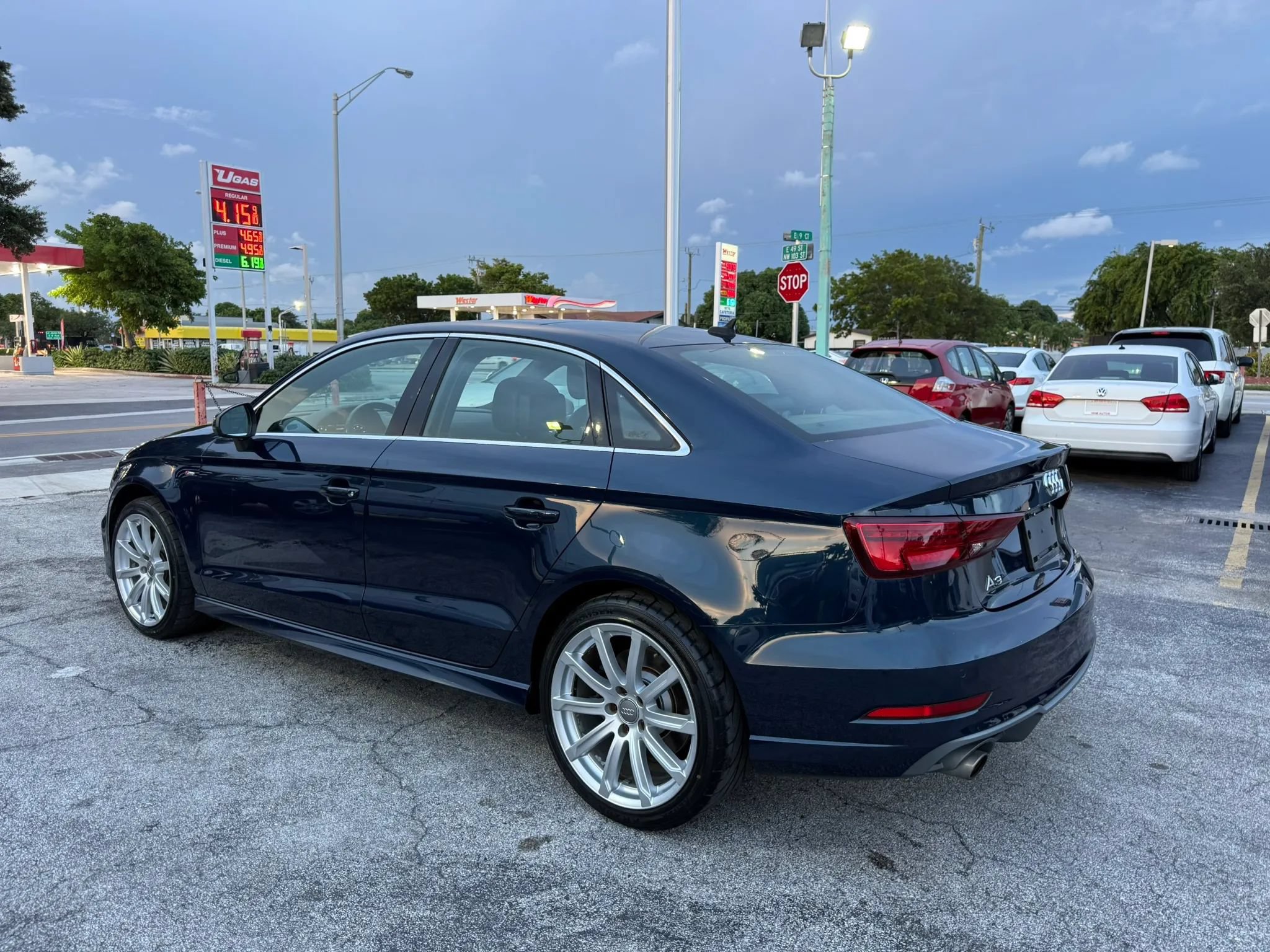 Used 2019 Audi A3 2.0T Premium Plus w/ Premium Plus Package AWD/4WD image 3