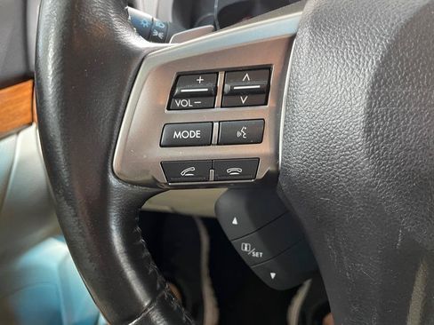 Used 2013 Subaru Outback 2.5i Limited w/ Moonroof Pkg AWD/4WD image 28