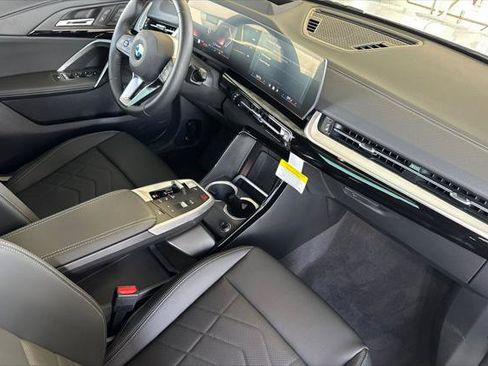 New 2026 BMW X2 xDrive28i w/ Technology Package image 15