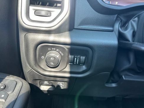 Used 2025 RAM 1500 Big Horn AWD/4WD image 25