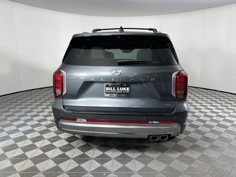 Used 2024 Hyundai Palisade Calligraphy image 8