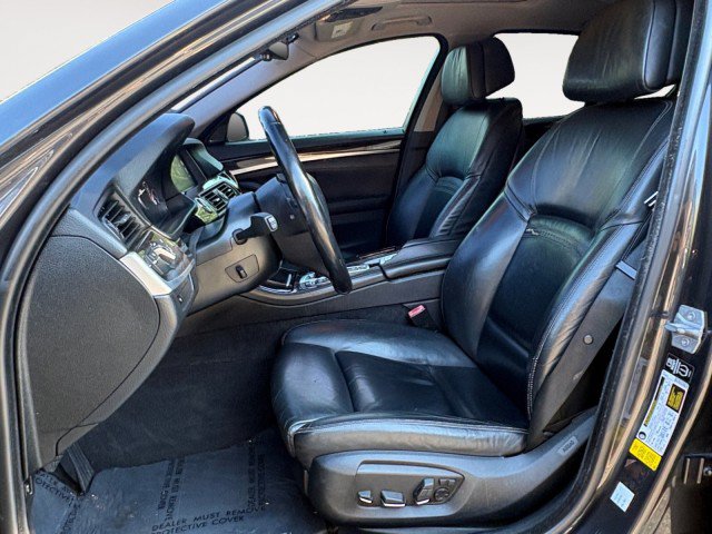 Used 2015 BMW 528i Sedan RWD image 2