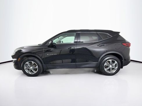 Used 2023 Chevrolet Blazer LT w/ Convenience Package FWD image 4