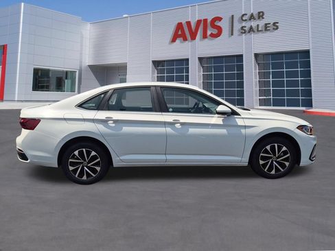 Used 2025 Volkswagen Jetta S FWD image 5