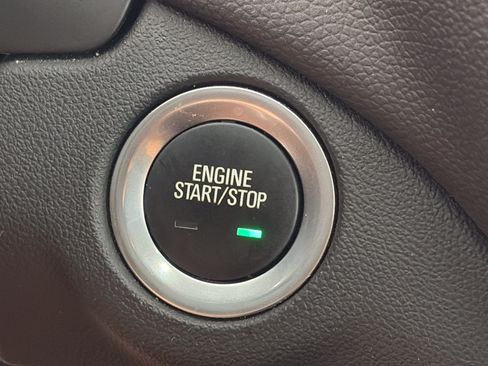 Used 2024 Chevrolet Equinox LT AWD/4WD image 28