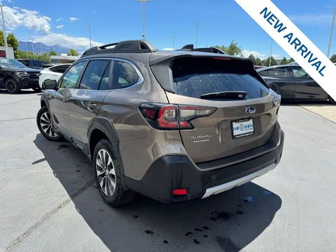 Used 2024 Subaru Outback Limited w/ Popular Package #2 AWD/4WD image 5