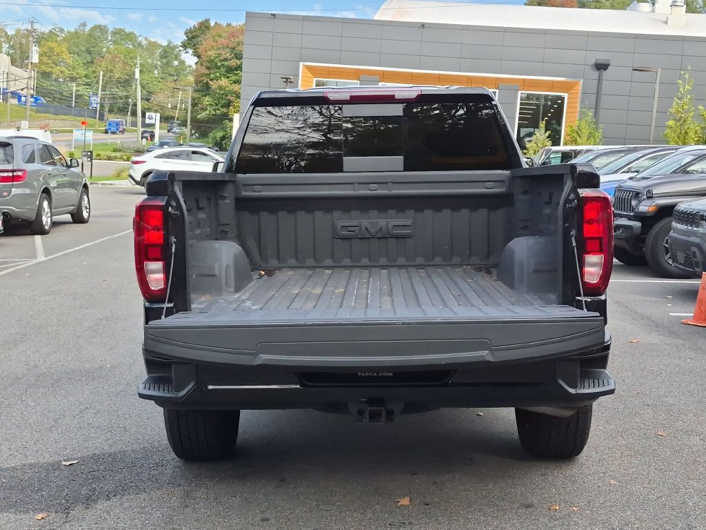 Used 2025 GMC Sierra 1500 Elevation w/ Preferred Package AWD/4WD image 4
