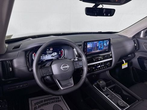 New 2026 Nissan Pathfinder Platinum w/ Cargo Package AWD/4WD image 10