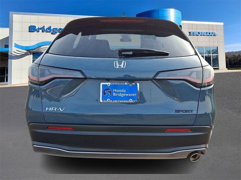 Used 2024 Honda HR-V Sport image 5