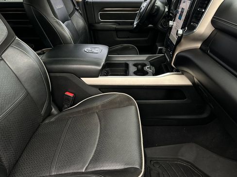 Used 2022 RAM 2500 Laramie image 15