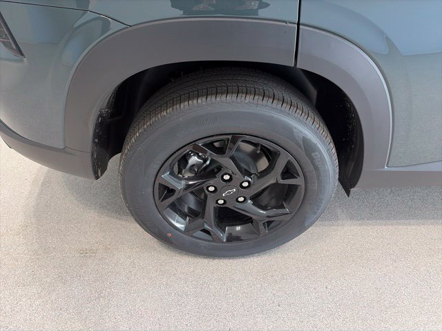 New 2026 Chevrolet Trax LT w/ Driver Confidence Package FWD image 7