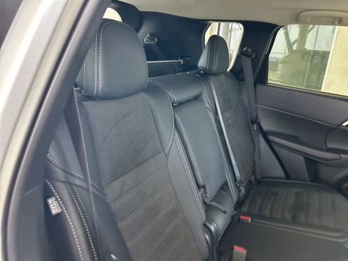 Used 2026 Mitsubishi Outlander SE image 27