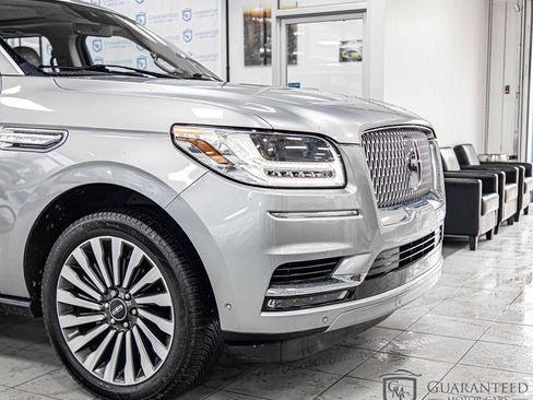 Used 2021 Lincoln Navigator Reserve w/ Luxury Package AWD/4WD image 4