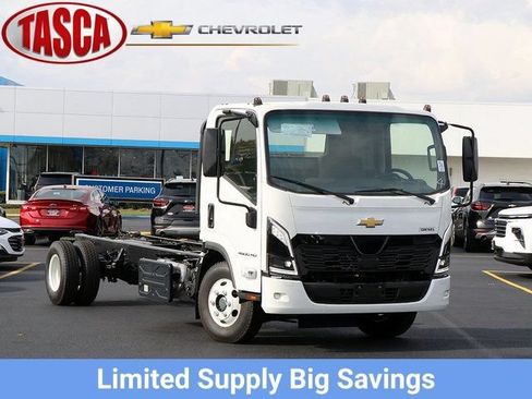 New 2025 Chevrolet Low Cab Forward 4500 XD RWD image 1