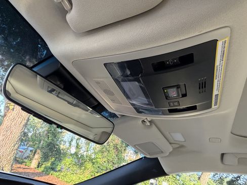 Certified 2023 Lexus ES 350 w/ Premium Package FWD image 29