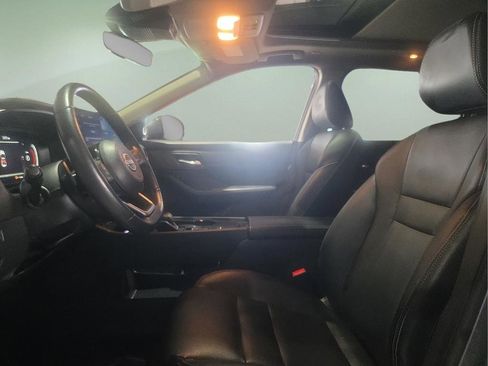 Used 2024 Nissan Rogue SL w/ SL Premium Package image 18