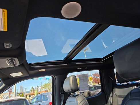 Used 2023 Ford F150 Raptor image 30