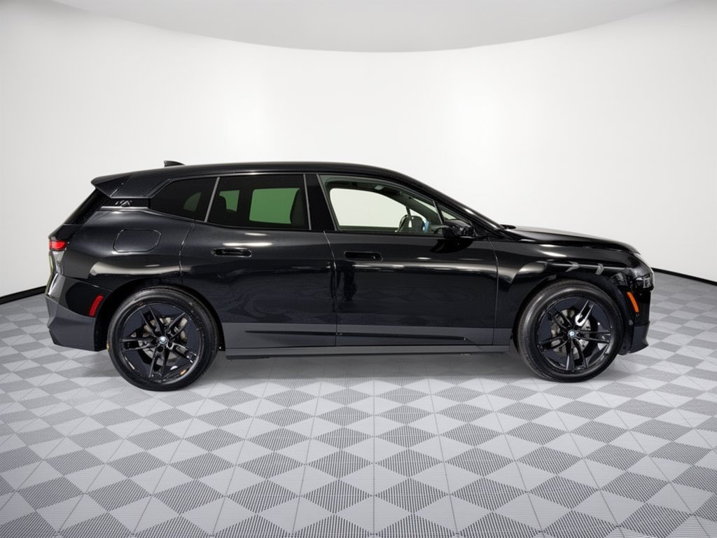 Certified 2024 BMW iX xDrive50 w/ Premium Package AWD/4WD image 6