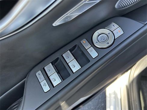 New 2026 Genesis G80 2.5T Advanced image 19