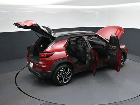 Used 2024 Chevrolet TrailBlazer RS w/ Driver Confidence Package FWD image 50