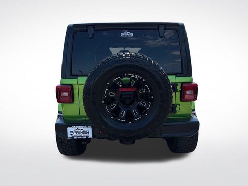 Used 2019 Jeep Wrangler Unlimited Sahara w/ Dual Top Group AWD/4WD image 4