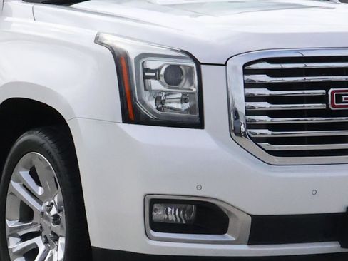 Used 2018 GMC Yukon SLT w/ Premium Edition image 7