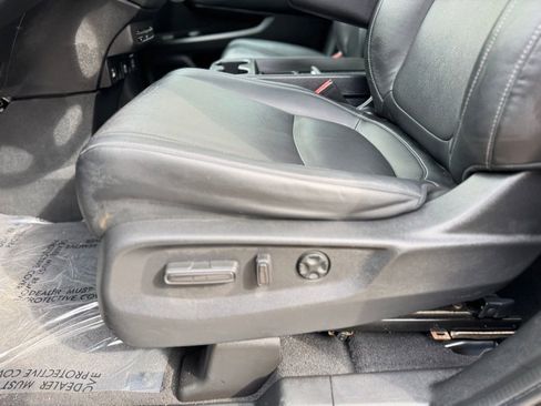 Used 2024 Honda Odyssey Touring image 18