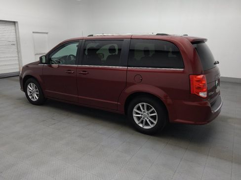 Used 2018 Dodge Grand Caravan SXT FWD image 3