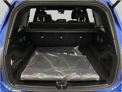Used 2026 Mercedes-Benz GLB 250 4MATIC image 5
