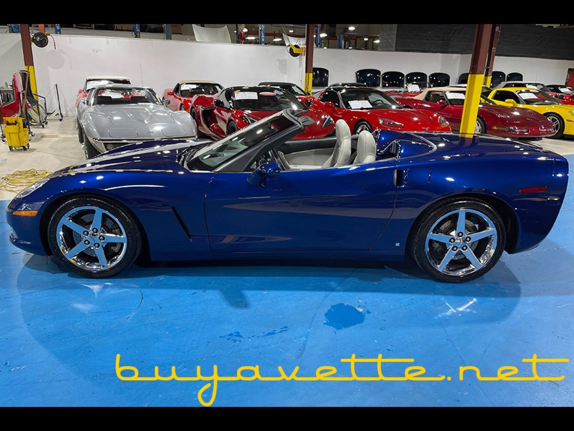 Used 2007 Chevrolet Corvette Convertible w/ Preferred Equipment Group RWD image 8