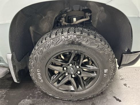 Certified 2025 Chevrolet Silverado 1500 Custom Trail Boss AWD/4WD image 8