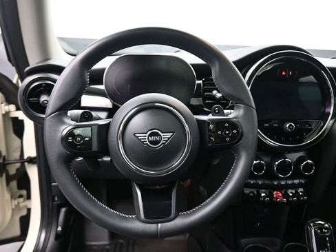 Used 2022 MINI Cooper S image 14