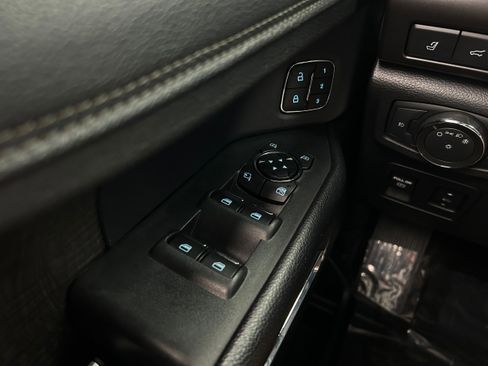 Used 2021 Ford Expedition Max Limited AWD/4WD image 22