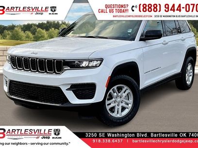 New 2025 Jeep Grand Cherokee Laredo w/ Luxury Tech Group I