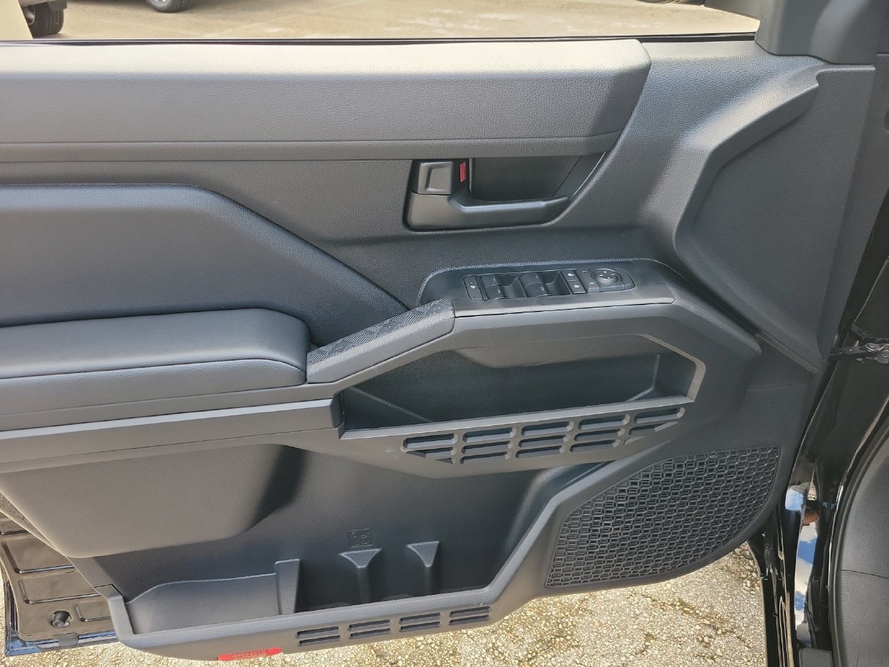 Used 2026 Toyota Tacoma SR RWD image 12