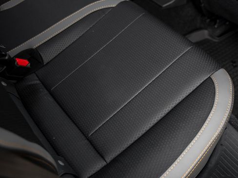 Used 2025 Subaru Crosstrek 2.5i Wilderness w/ Crosstrek Mirror Package image 40