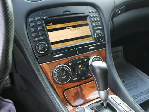 Used 2009 Mercedes-Benz SL 63 AMG image 35